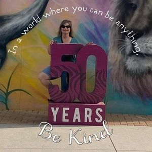 Meet your Posher, Corinne